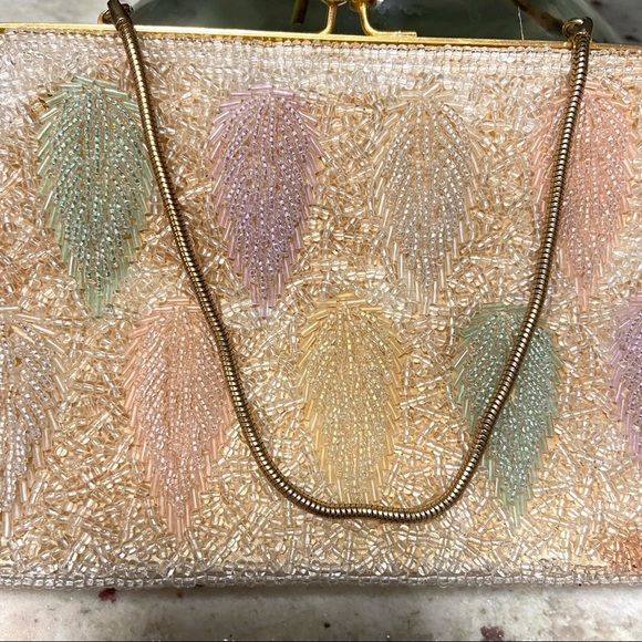 Vintage Beaded Handbag Collectible Satin Fabric Iridescent beading Gold kisslock - Picture 4 of 11